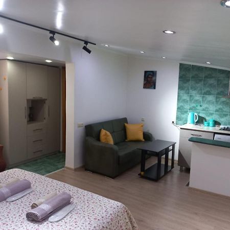 Batumi Apartment With Terrace Exterior foto